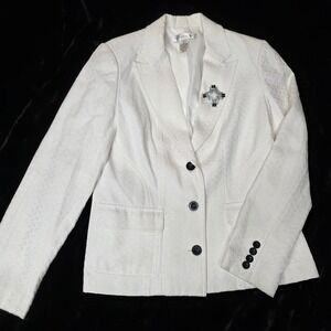 Pursuits Ltd Womens Blazer Size 8White Textured Shimmer 3 Button Jacket Brooch